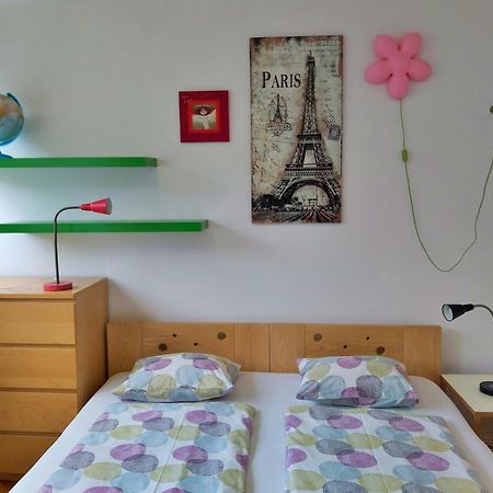 Apartment Anita โอมิช ห้อง รูปภาพ