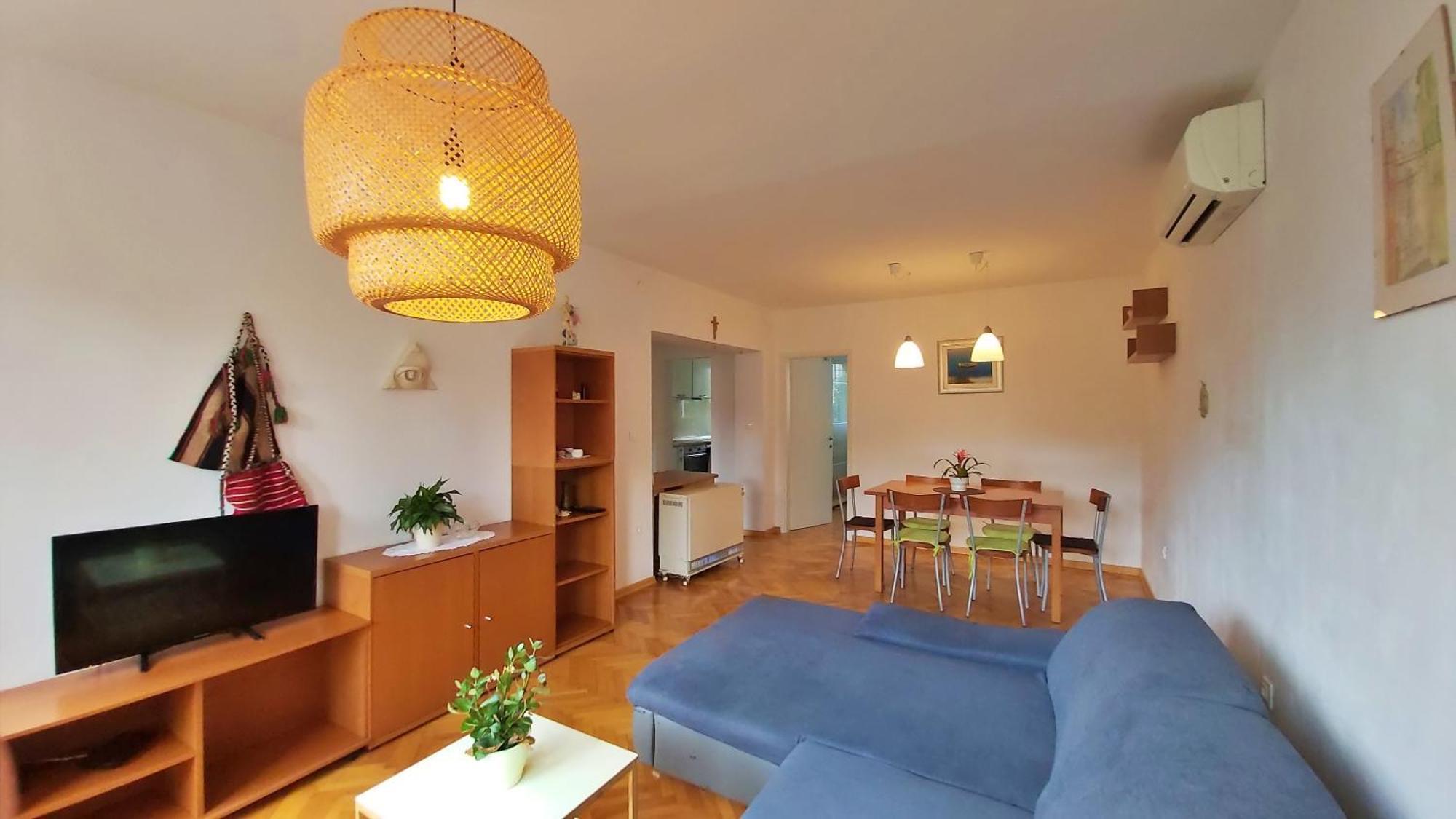 Apartment Anita โอมิช ห้อง รูปภาพ
