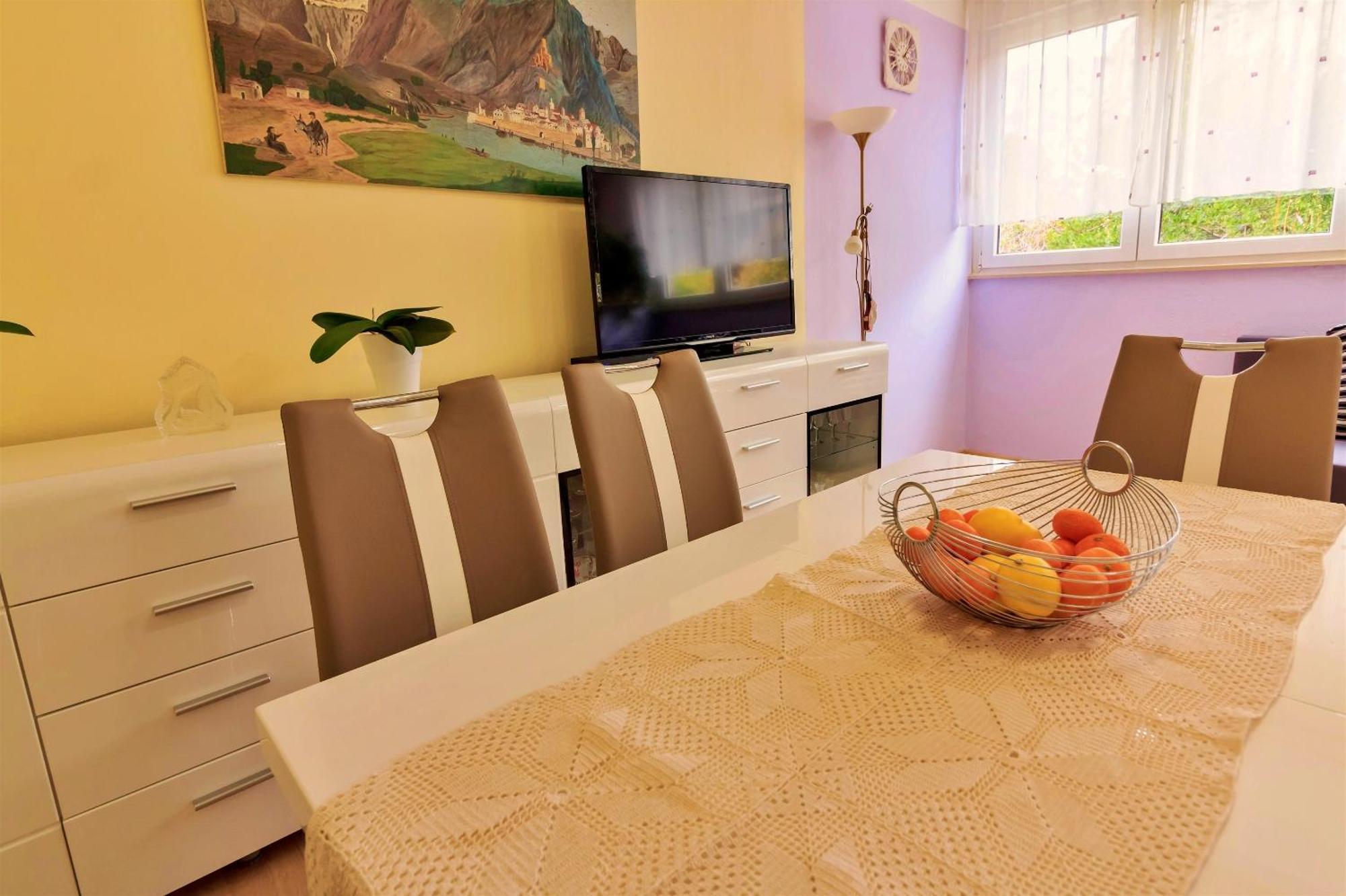 Apartment Anita โอมิช ห้อง รูปภาพ