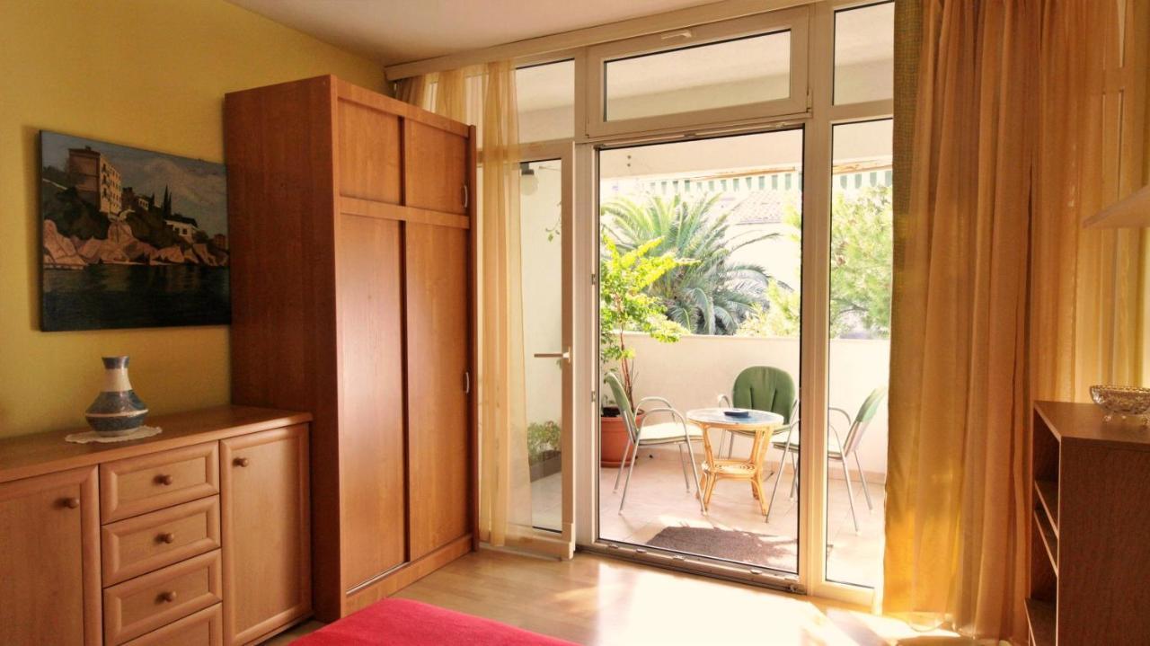 Apartment Anita โอมิช ภายนอก รูปภาพ