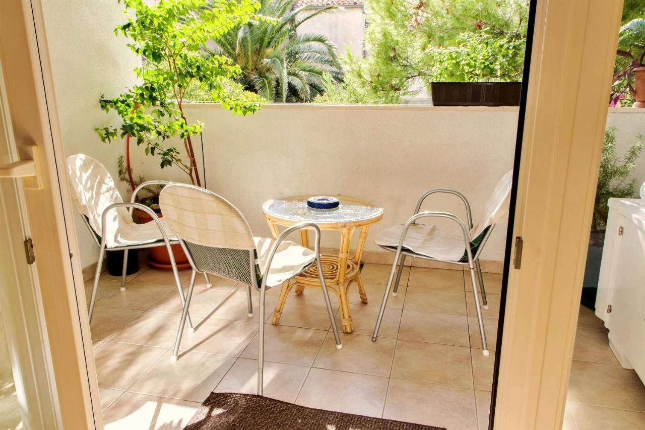 Apartment Anita โอมิช ภายนอก รูปภาพ